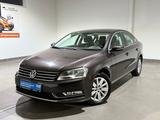Volkswagen Passat Lim. 1.6 TDI SHZ+STANDHEIZUNG+GRA+MFL - Volkswagen Passat: 1.6