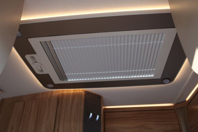 HYMER  ERIBA  HYMERCAR Nova Light 442  KLIMA AUTARK DUSCHE