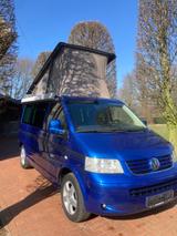 Volkswagen T5 California Comfortline - blaue Volkswagen T5 California