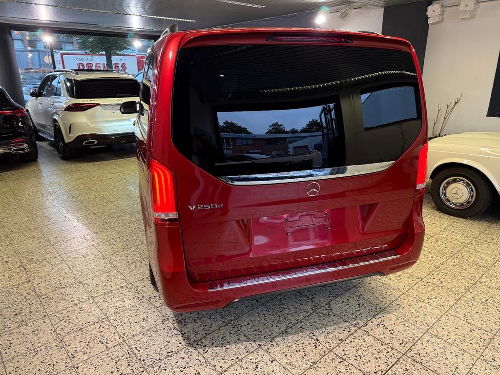 Mercedes-Benz V 250