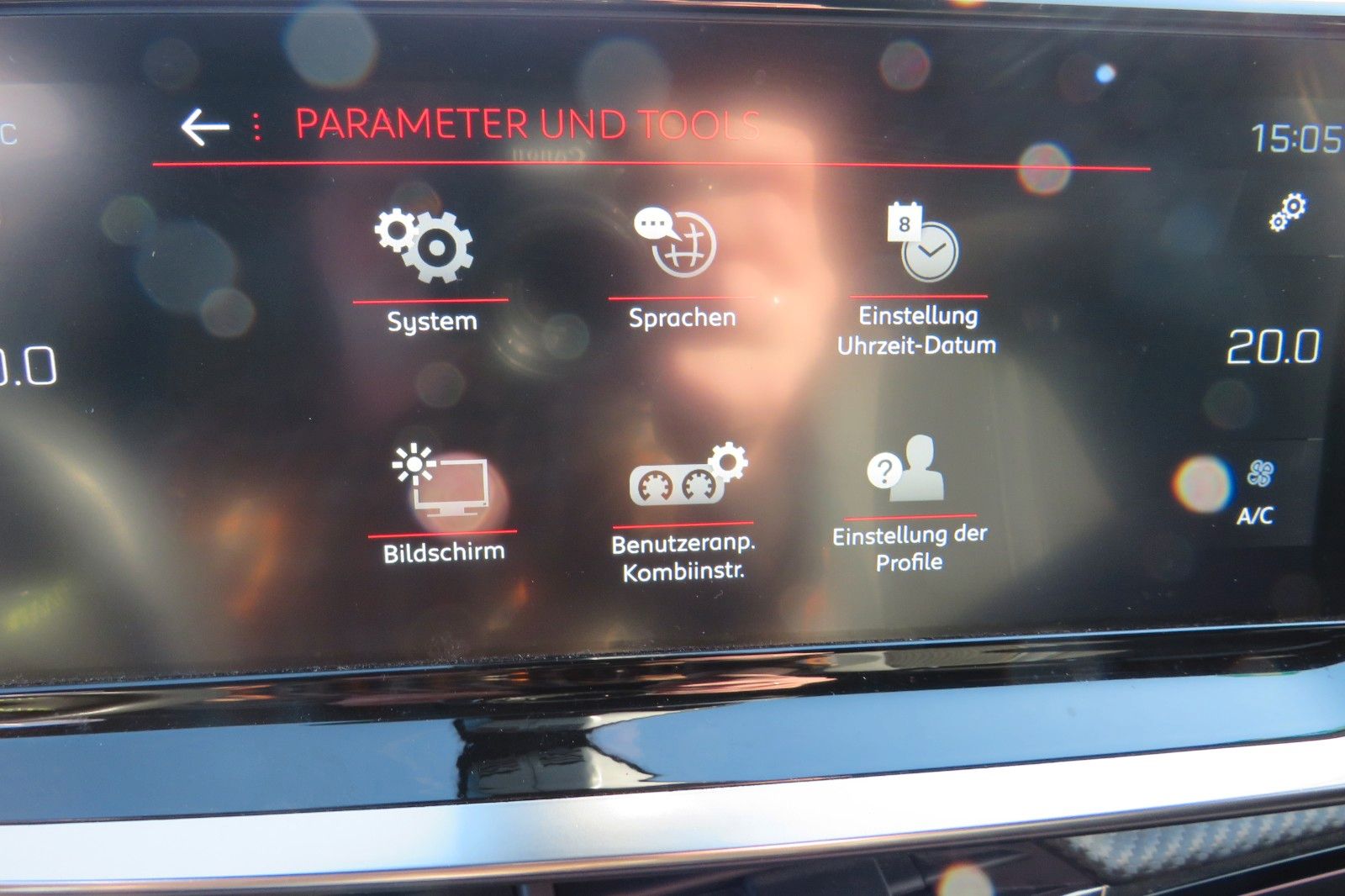 Fahrzeugabbildung Peugeot 2008 GT 8-AUTOMATIK GRA NAVI PDC 1.HAND