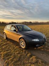 Alfa Romeo 147 (Benzin)  ideales Fahranfä... - gebrauchte Alfa Romeo 147 aus dem Jahr 2003