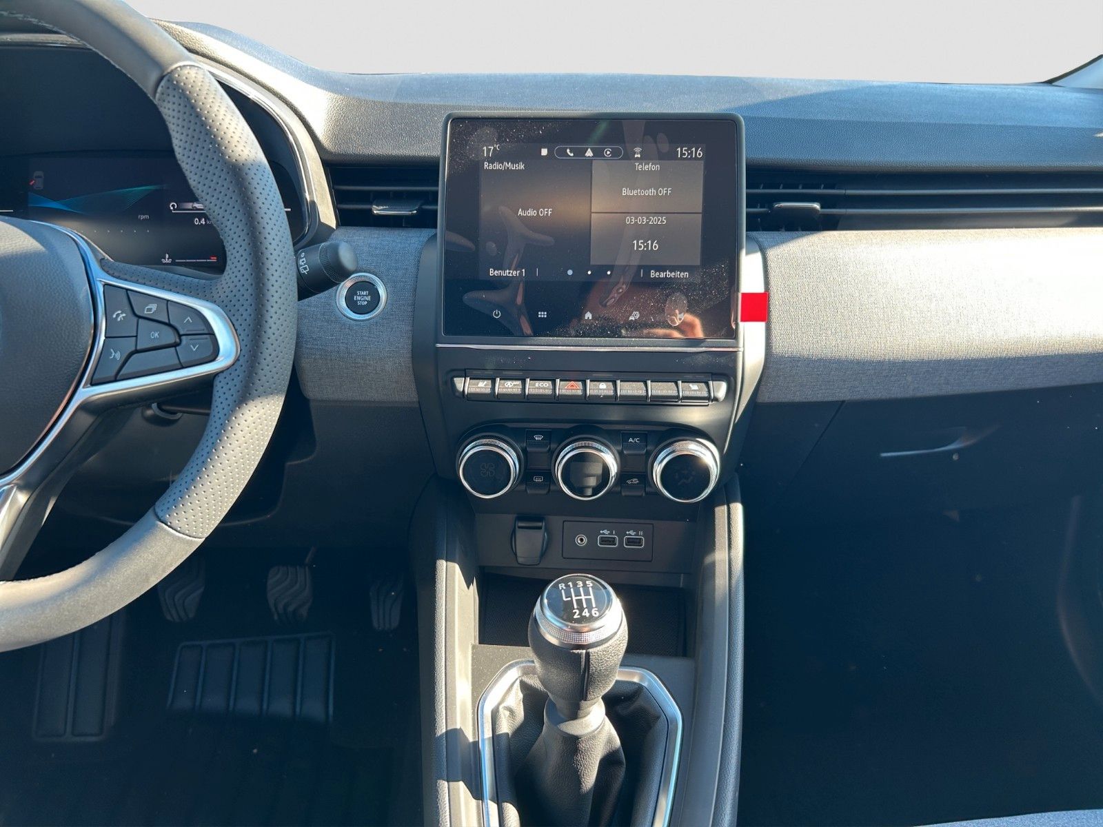 Fahrzeugabbildung Mitsubishi Colt Plus 1.0 T TGZL & Preisvorteil € 4.439,-