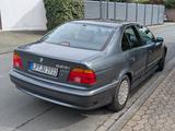 BMW 523i A - - BMW 523 aus 1999