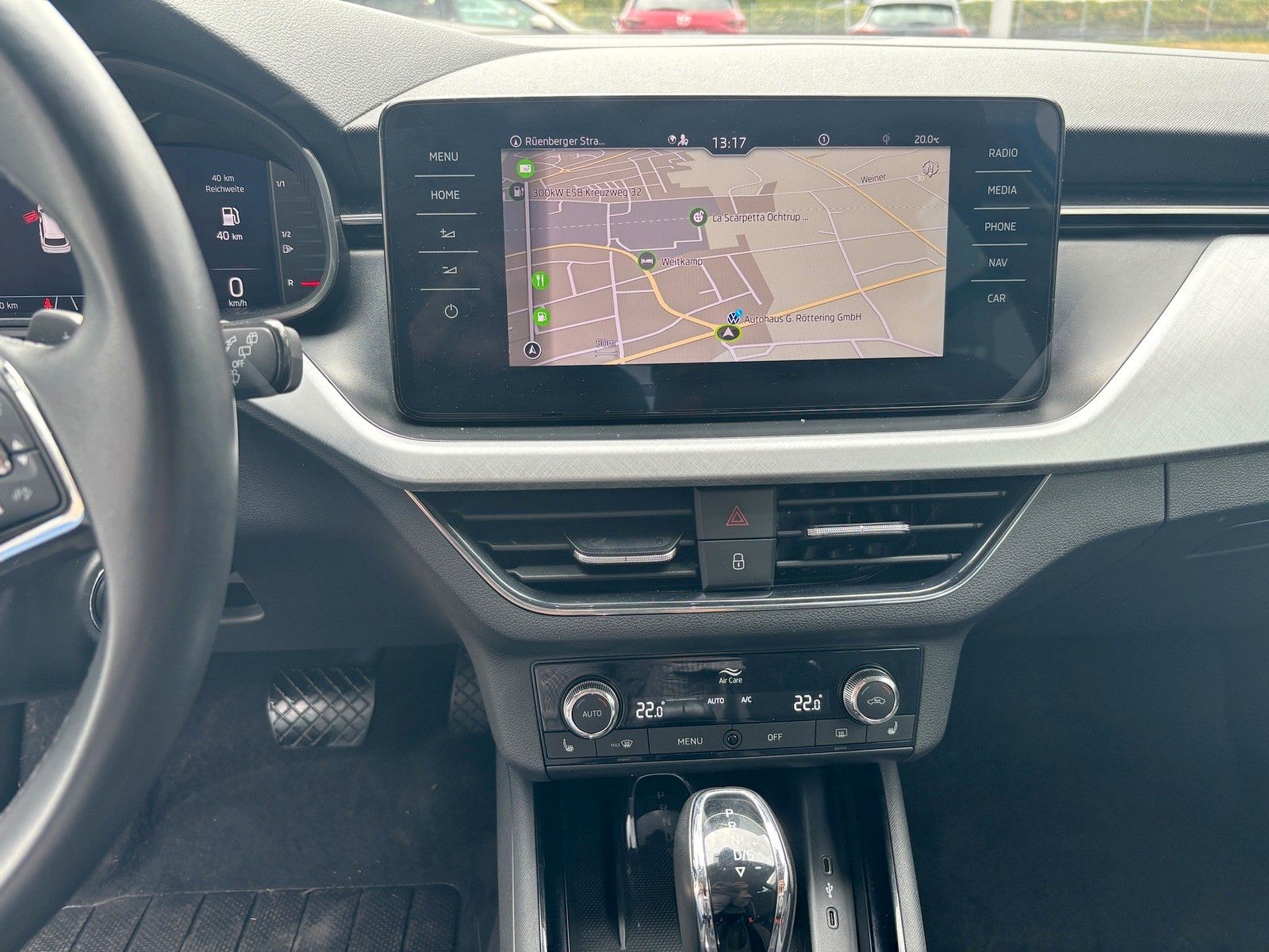 Fahrzeugabbildung SKODA Kamiq Tour 1.0 TSI +DSG +AHK +Kamera +Navi