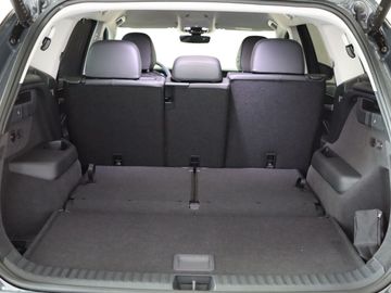 Volkswagen Tayron 1.5 eTSI 110 kW Life 7-Sitze AHK