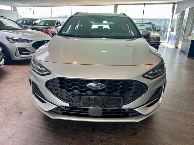 Fahrzeugabbildung Ford Focus Turnier ST-Line