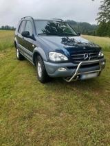 Mercedes-Benz Mercedes ML 230  w163 , Geländewagen, 4x4 ... - Mercedes-Benz Geländewagen aus dem Jahr 1999