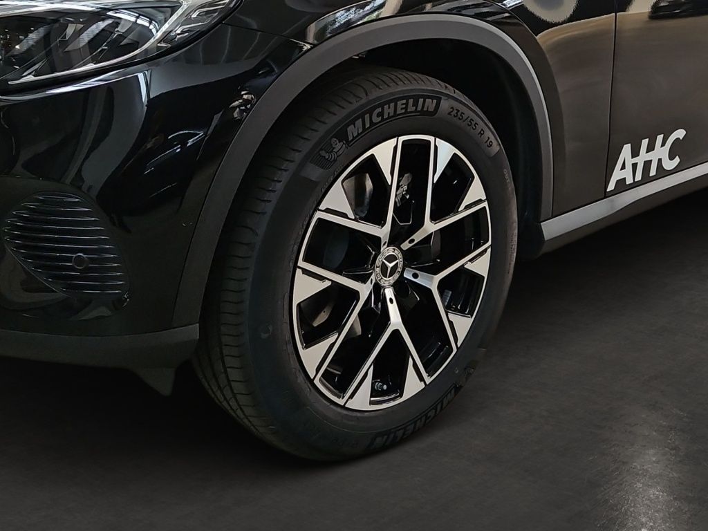 Fahrzeugabbildung Mercedes-Benz GLC 200 4MATIC +360+AHK+Winter+Akustikglas+LED+
