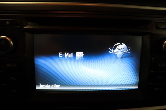 Fahrzeugabbildung Toyota Auris Touring Sports Edition 1.33 Dual-VVT-i