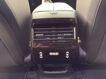 Peugeot 5008 1.2 145 A llure Kam.+KeyLess+LED+SHZ+PDC