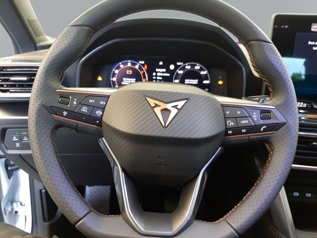 Fahrzeugabbildung Cupra Leon 1.5 TSI Kamera ACC LED 18" Alu SitzHz