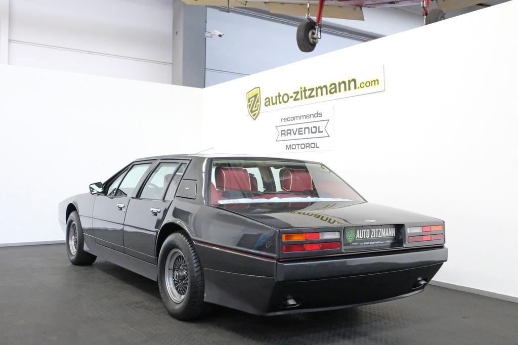 Aston Martin Lagonda
