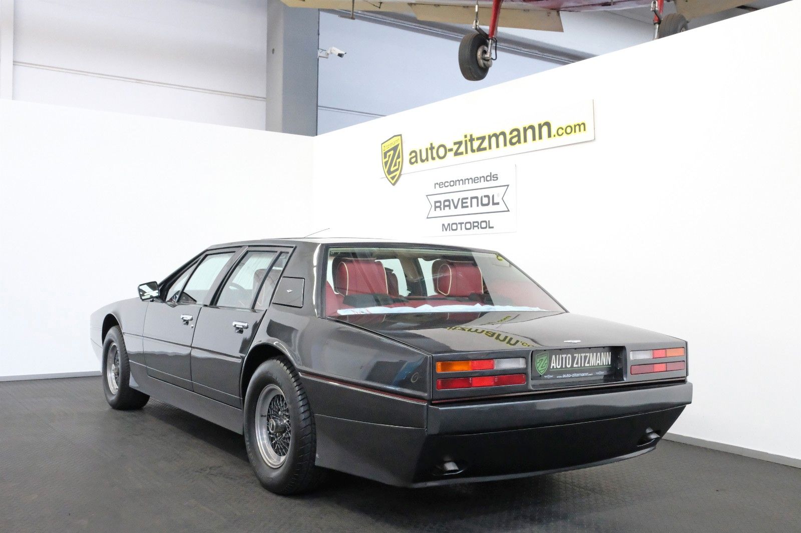 Fahrzeugabbildung Aston Martin Lagonda S3  TICKFORD-INDIVIDUAL/RARITÄT/SAMMLER