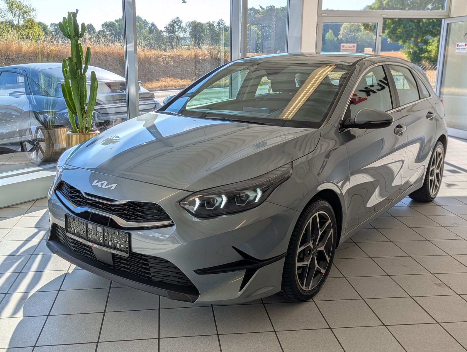 Fahrzeugabbildung Kia cee'd / Ceed 1.5 Spirit Limo JBL ACC Kamera 7J-G