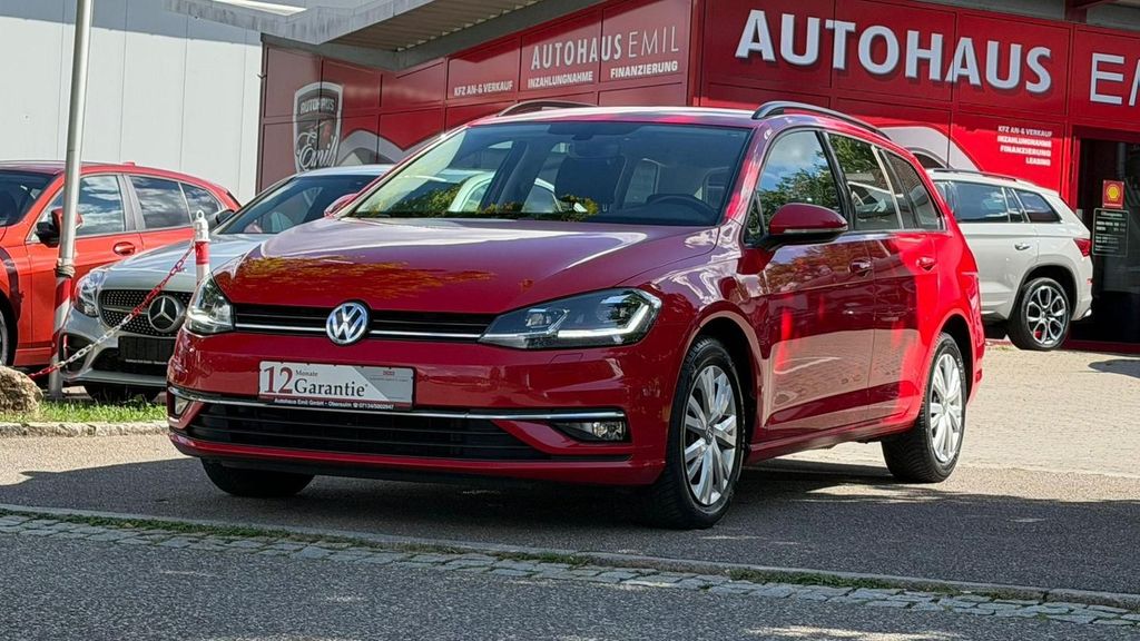 Image of Volkswagen Golf