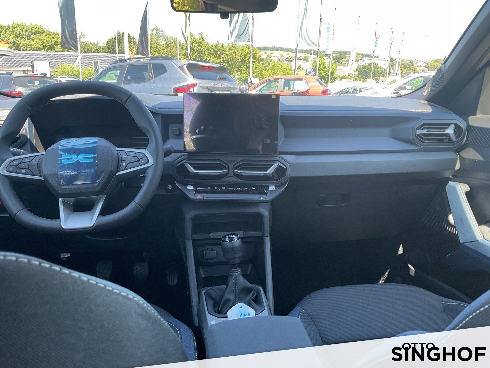 Fahrzeugabbildung Dacia Bigster Expression TCe 140