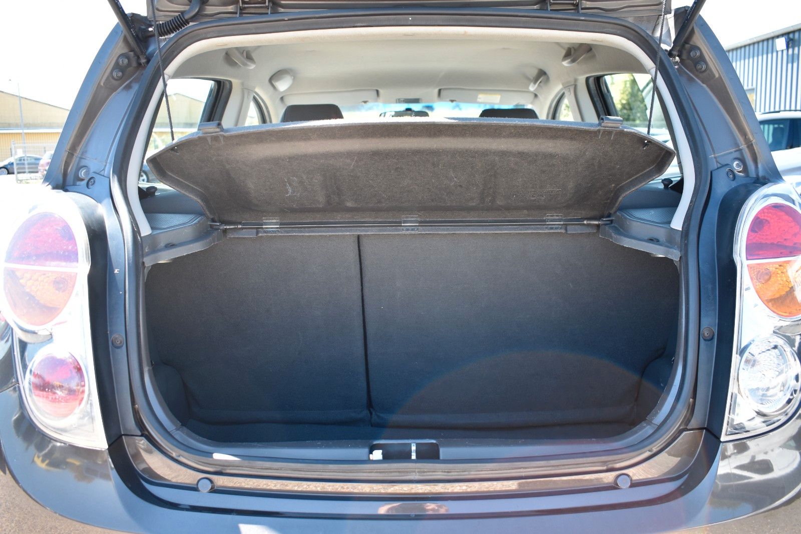 Fahrzeugabbildung Chevrolet Spark LT  PDC/KLIMA AUTO