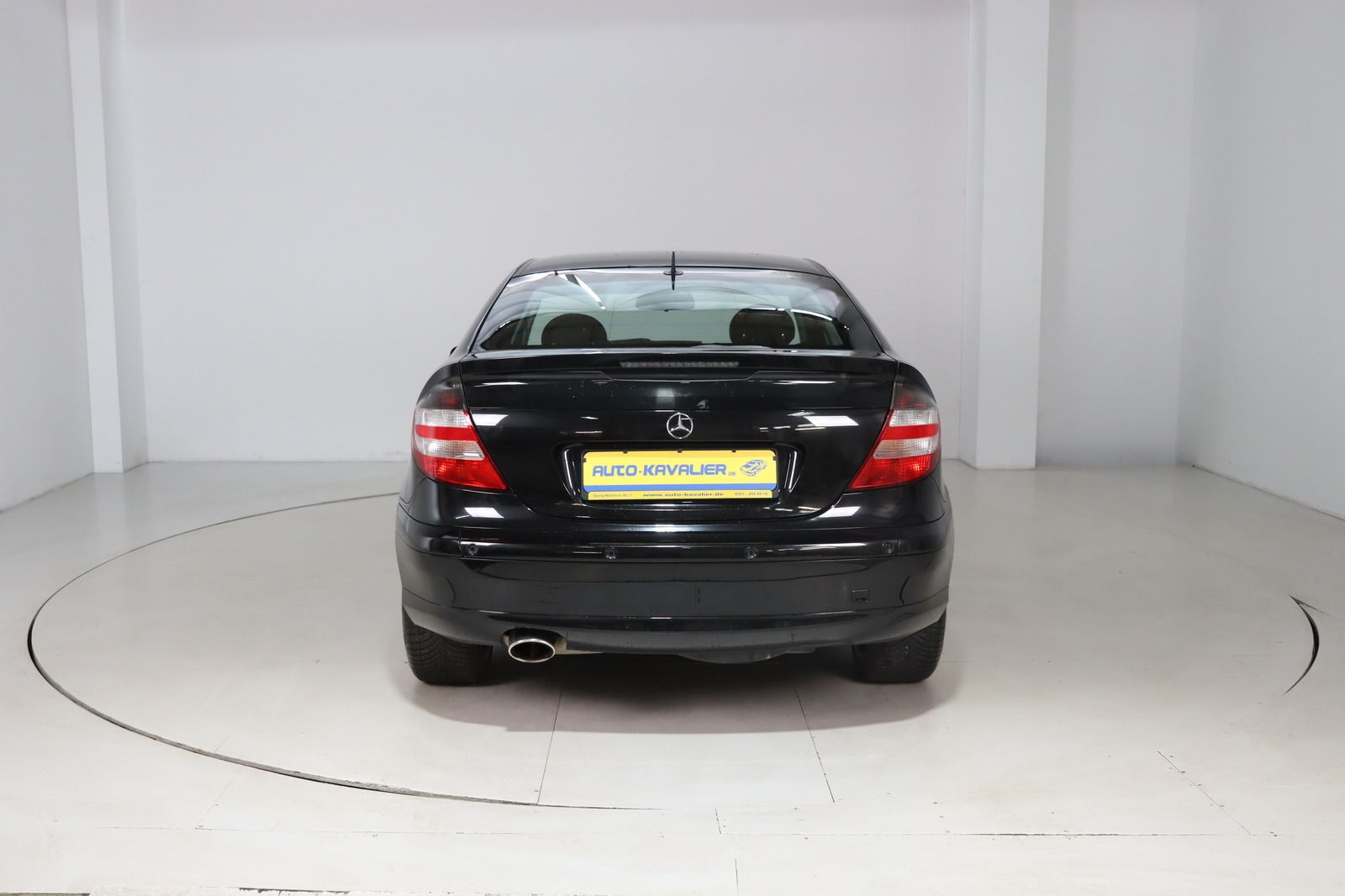 Fahrzeugabbildung Mercedes-Benz C 230 Sportcoupé * Navi * Sitzhzg. * PDC