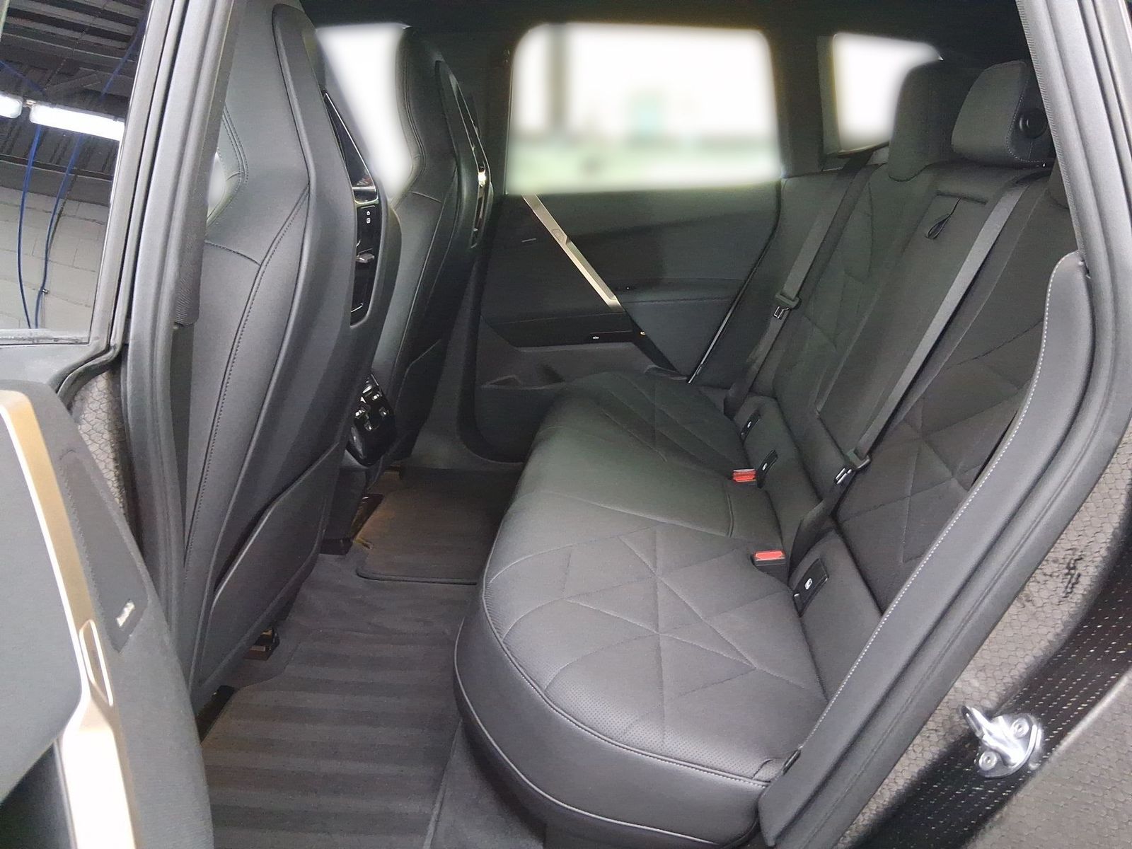 BMW iX - Bild 11