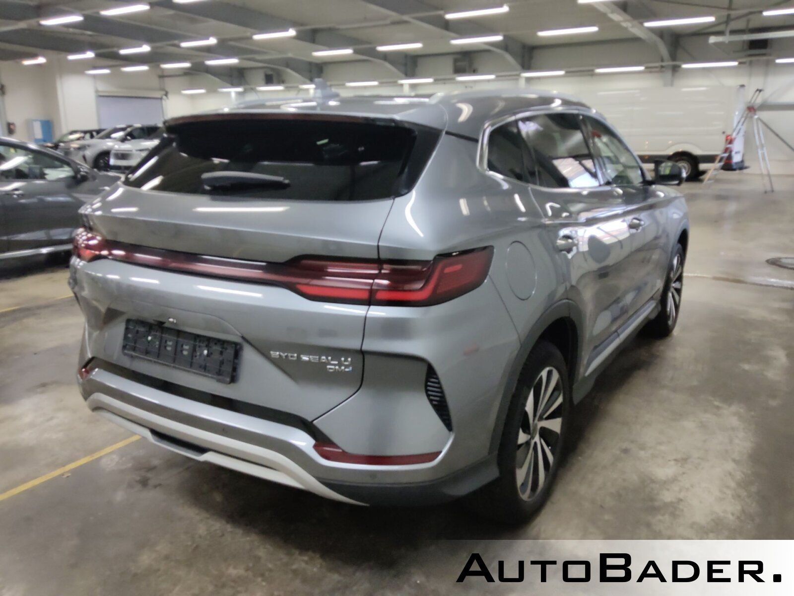 BYD SEAL U