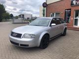 Audi S6 Avant 4.2 quattro - Audi S6 mit Benzin-Antrieb: Kombi, 4.2