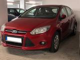 Ford Focus MK3 rot, gepflegt, neue HU!  - Ford Focus aus 2011: Limousine