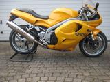 Triumph Daytona 955i - TRIUMPH 955 DAYTONA