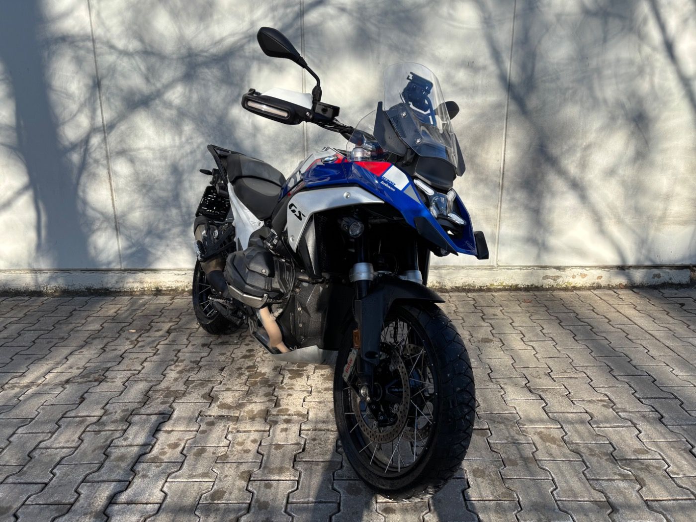 Fahrzeugabbildung BMW R 1300 GS Trophy 4 Pakete