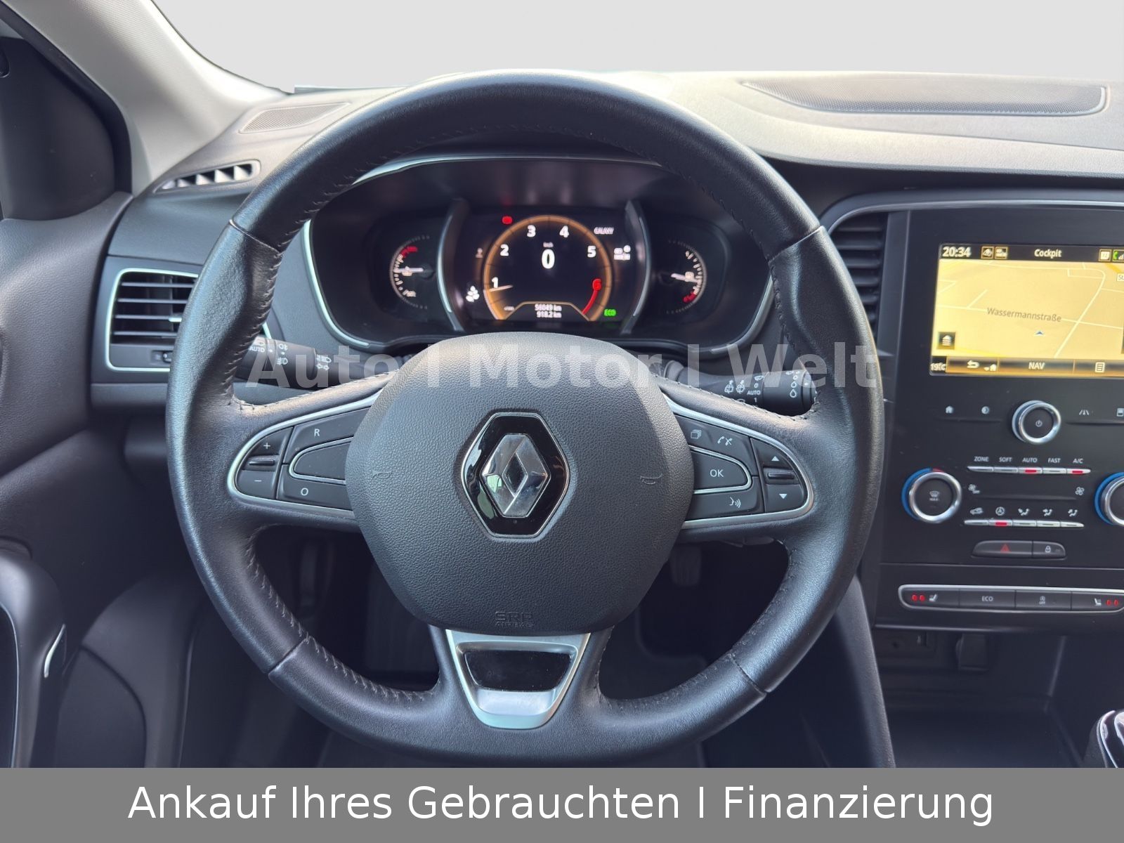 Fahrzeugabbildung Renault Megane IV Grandtour Limited 1.Hand SHZ/ALU/TMPMT