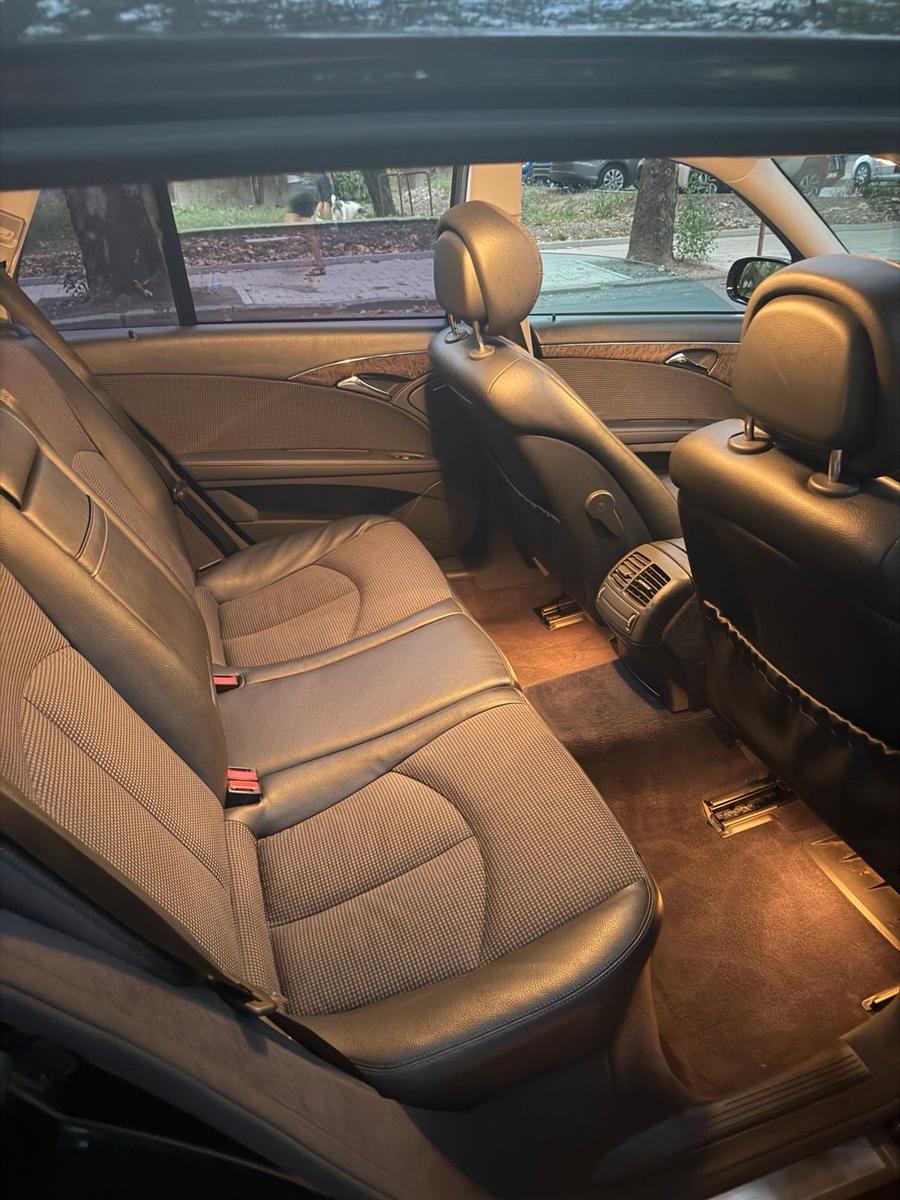 Mercedes-Benz E220 2006 — photo 14