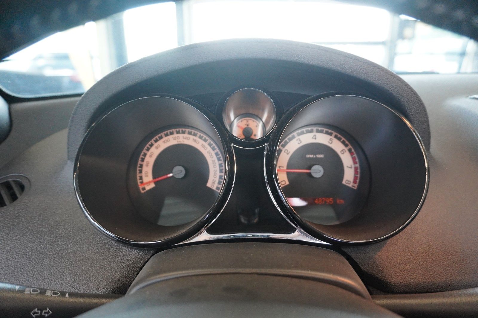 Fahrzeugabbildung Opel GT 2.0T ROADSTER SPORT LEDER/TEMP./KLIMA/1.Hand