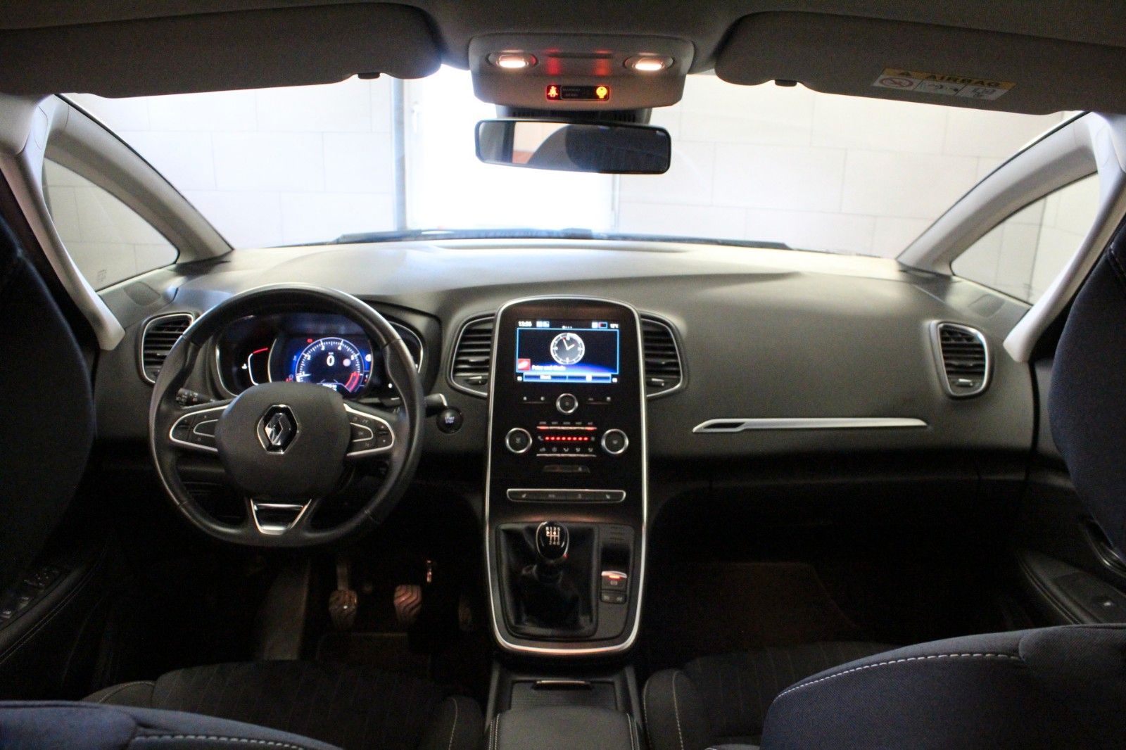 Fahrzeugabbildung Renault Scenic TCe 140Limited Edition*Sitzhzg*AHK*