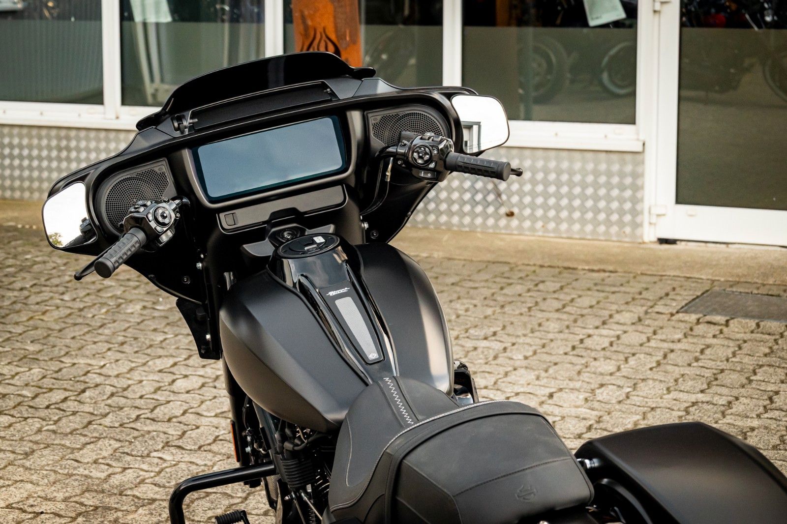 Fahrzeugabbildung Harley-Davidson Street Glide FLHX MY24 117cui - Touring