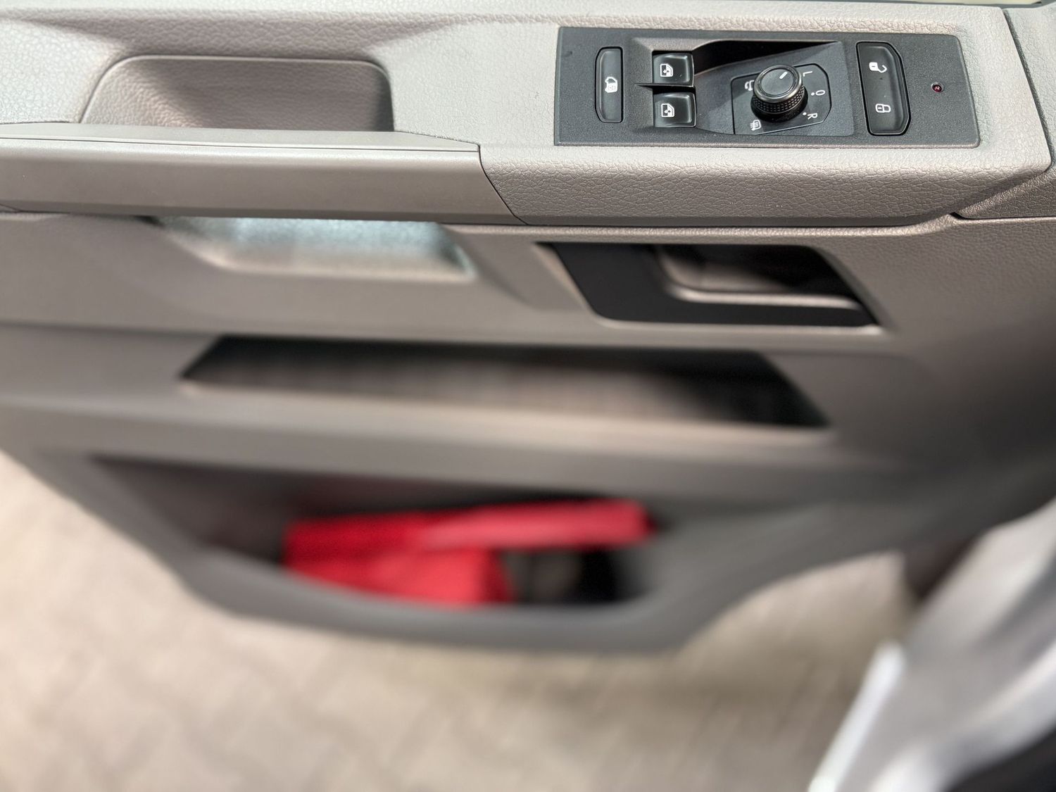 Fahrzeugabbildung Volkswagen T6 Transporter 2.0TDI#DSG#Klima#ACC#Kamera#St.Hz