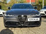 Alfa Romeo Giulia Veloce MY23 2,0 Turbo 16V 280PS  AT8-Q4 - Alfa Romeo Giulia in Bielefeld