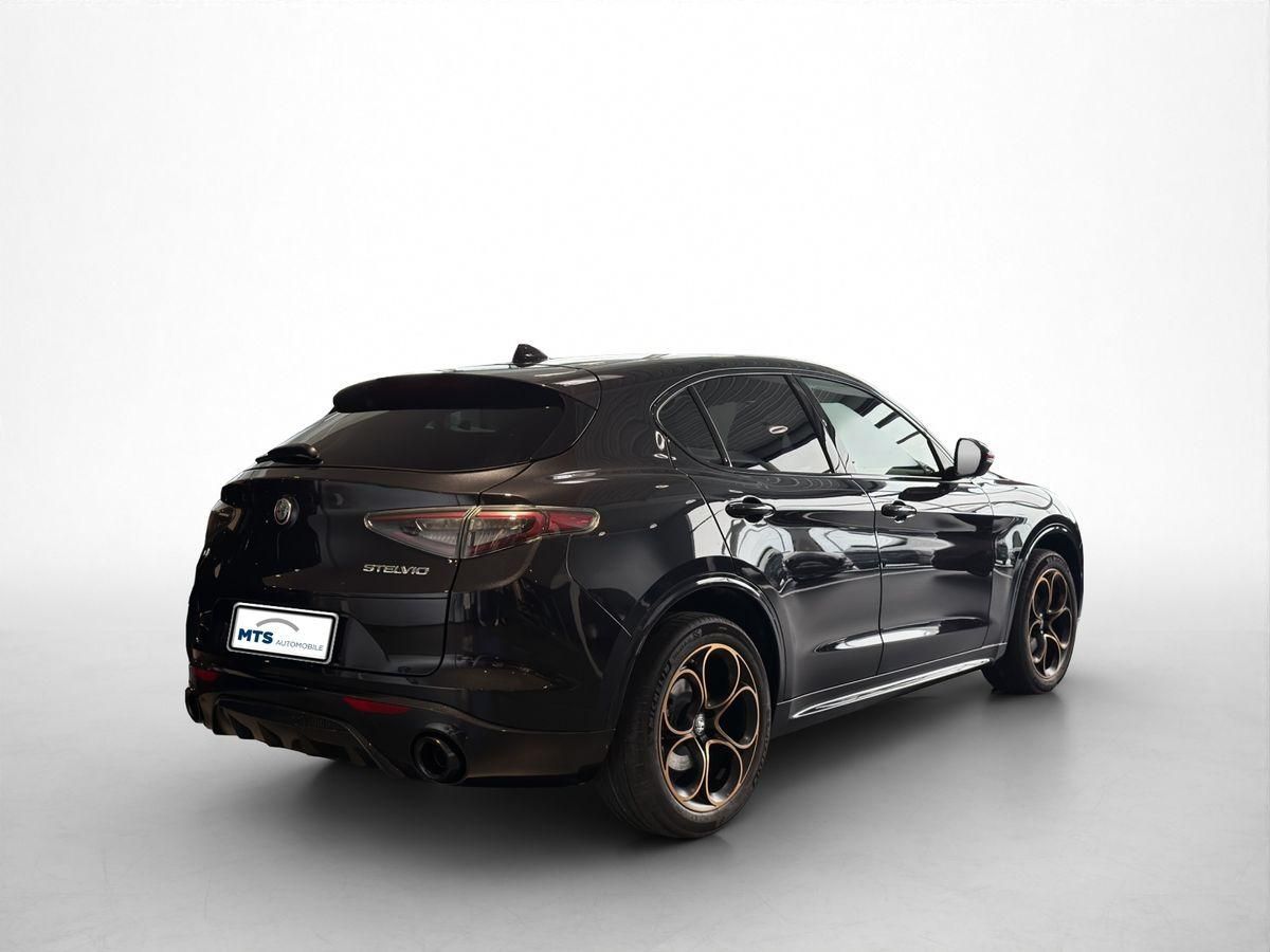 Alfa Romeo Stelvio - Bild 6