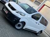 Peugeot Expert Kombi L2,Klima,PDC,9-Sitzer - Peugeot Expert mit Diesel-Antrieb: Kleinbus, Sitzer 9