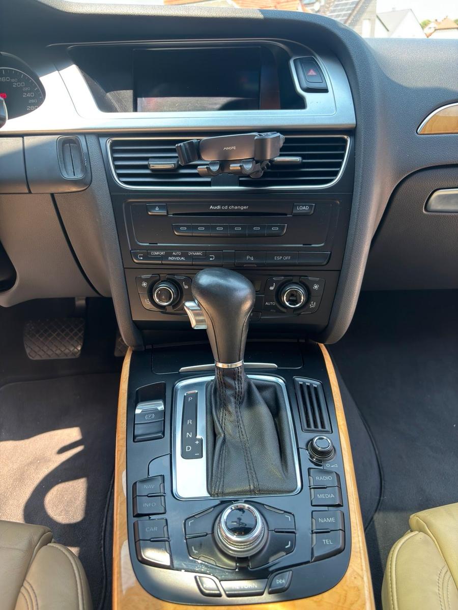 Audi A4 2008 — photo 14