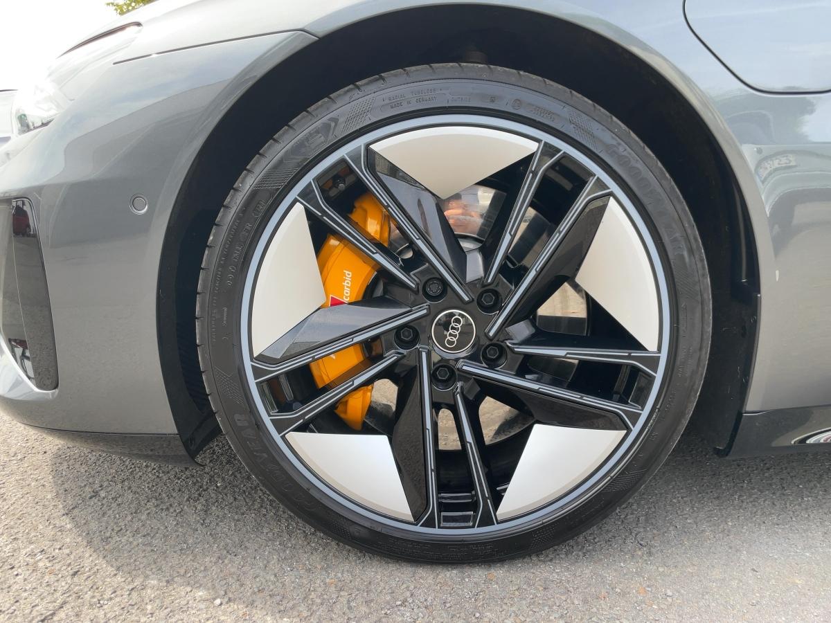 Audi e-tron GT quattro 350 KW PANO+NAVI+360°+LED+VIRT