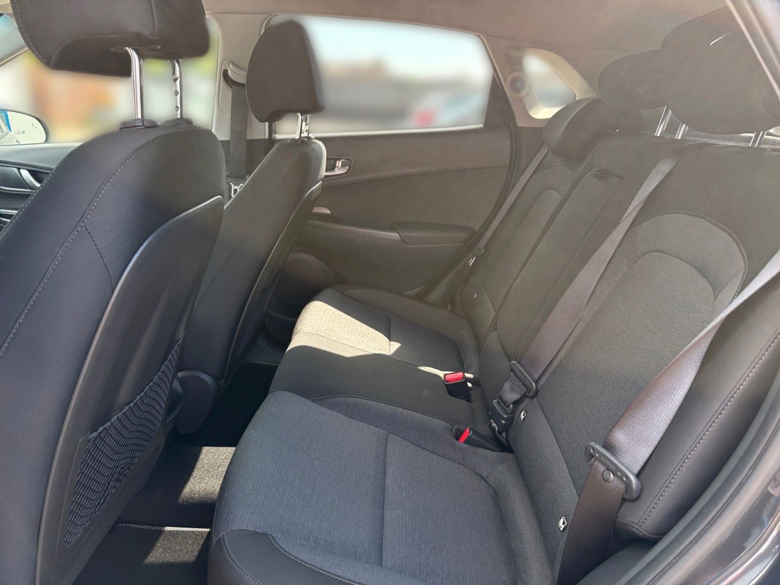 Fahrzeugabbildung Hyundai Kona Trend Elektro Navi- & Assistenz Paket