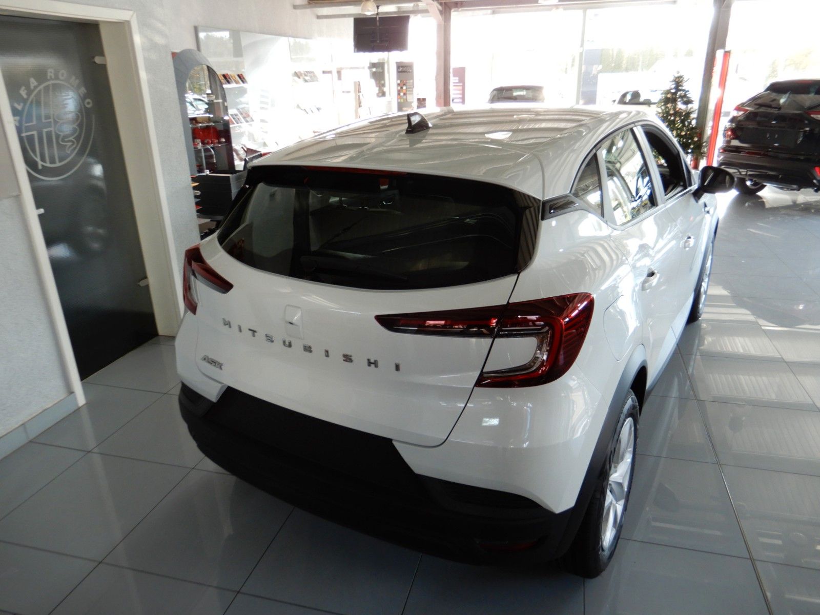 Fahrzeugabbildung Mitsubishi ASX MY25 1.0 T BASIS LED Apple/Andro Klima RFK