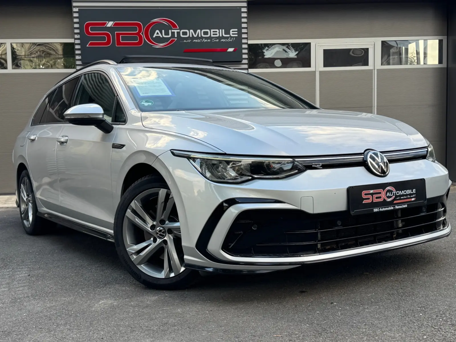 Volkswagen Golf VIII Variant R-Line
