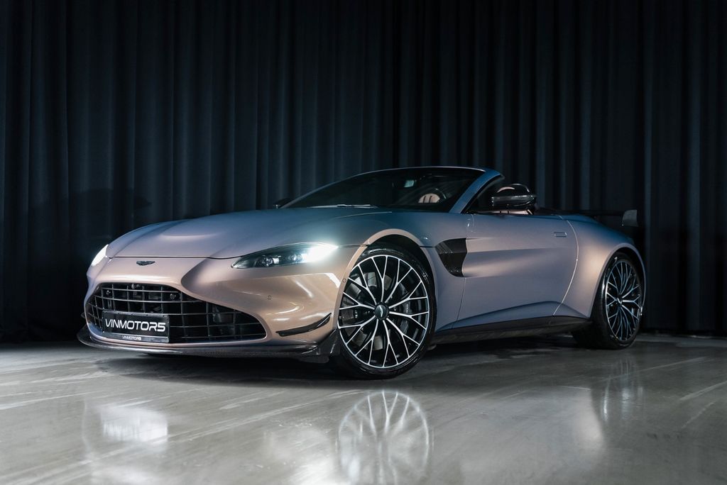 Aston Martin V8 Vantage