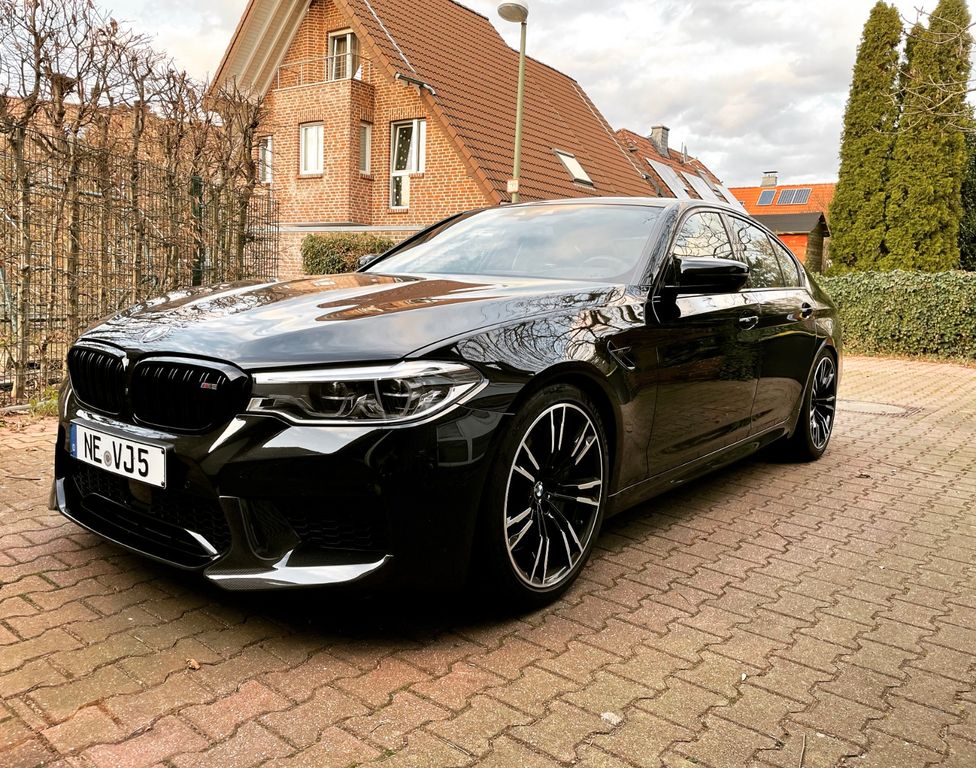 Image of BMW M5