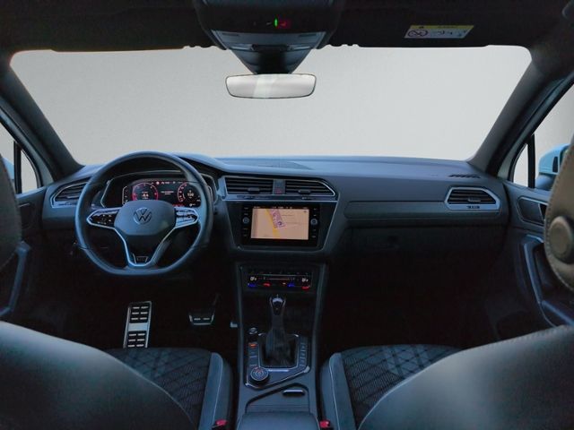Tiguan 2.0 TDI DSG R-LINE ALLRAD IQ.LIGHT+AHK+eH