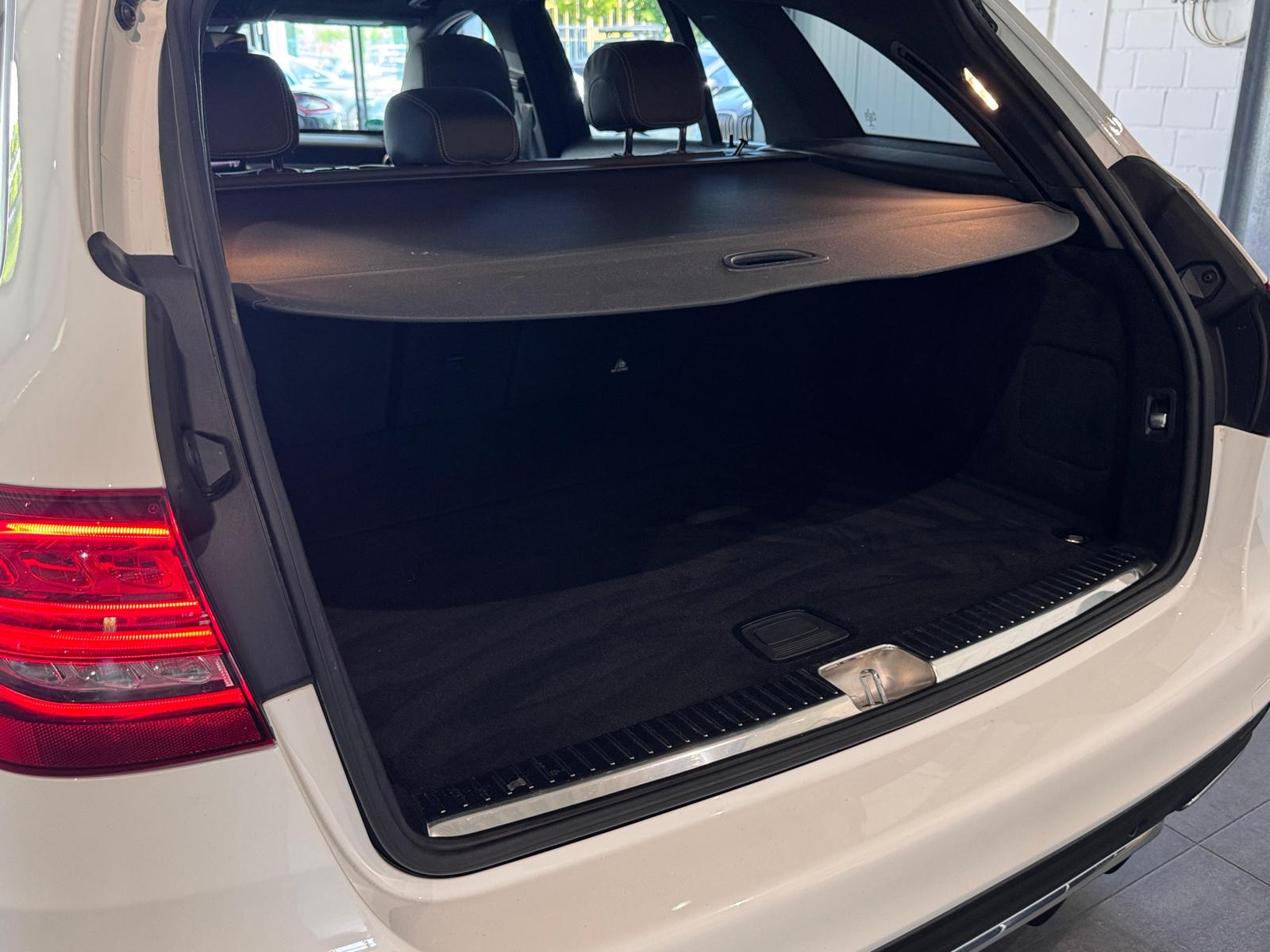 Mercedes-Benz C-Class T *AMG, PANO, LEDER, LED, DAB, RFK*, миниатюра 11