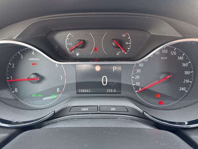 Grandland INNOVATION 1.2 Turbo NAVI BI-LED AGR-S
