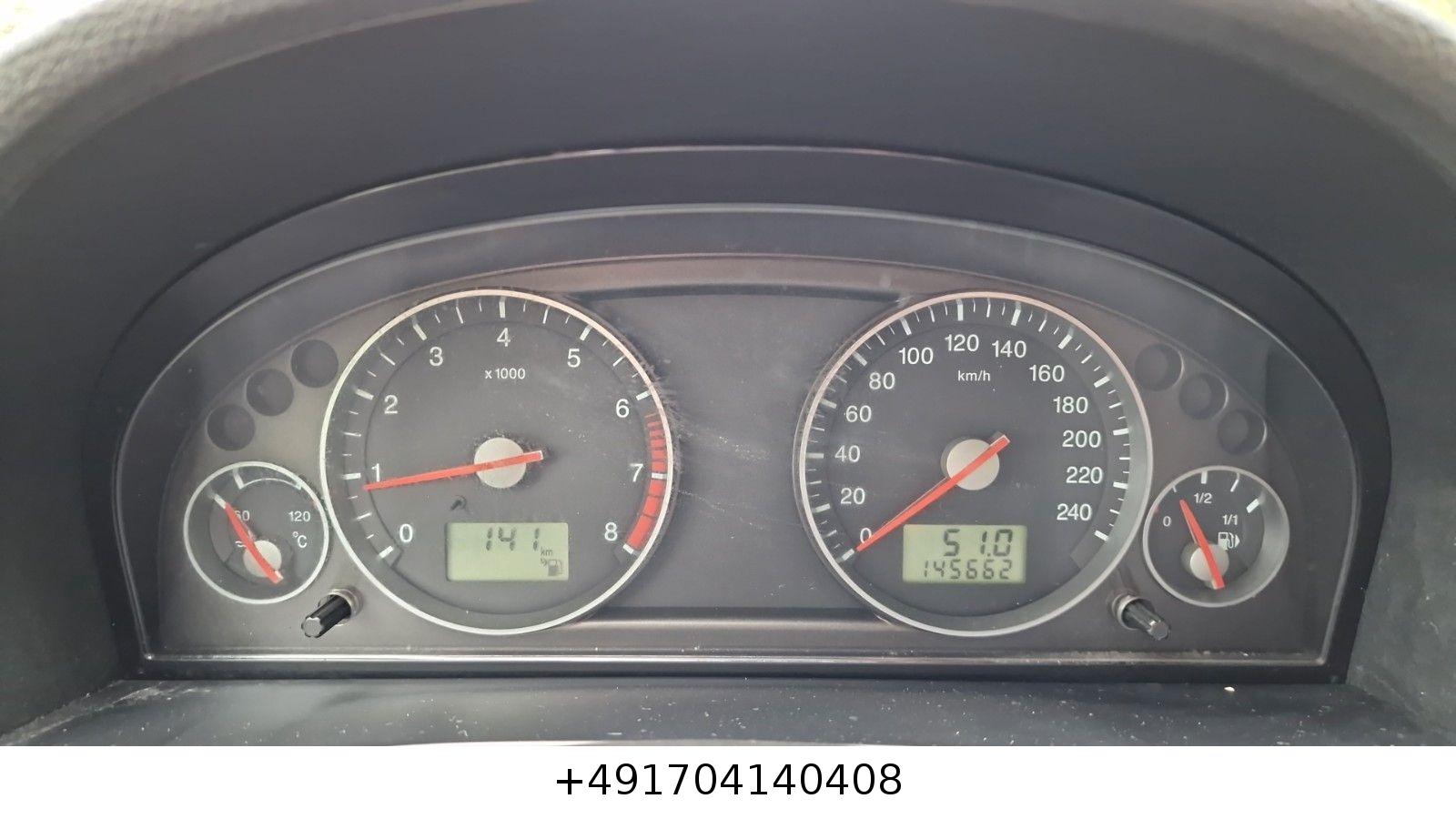 Ford Mondeo 2004 — photo 18