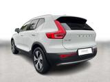 Volvo XC 40 Momentum Pro T3 2WD LED+NAVI+APP+RFK+STH+L - weiße Volvo XC40